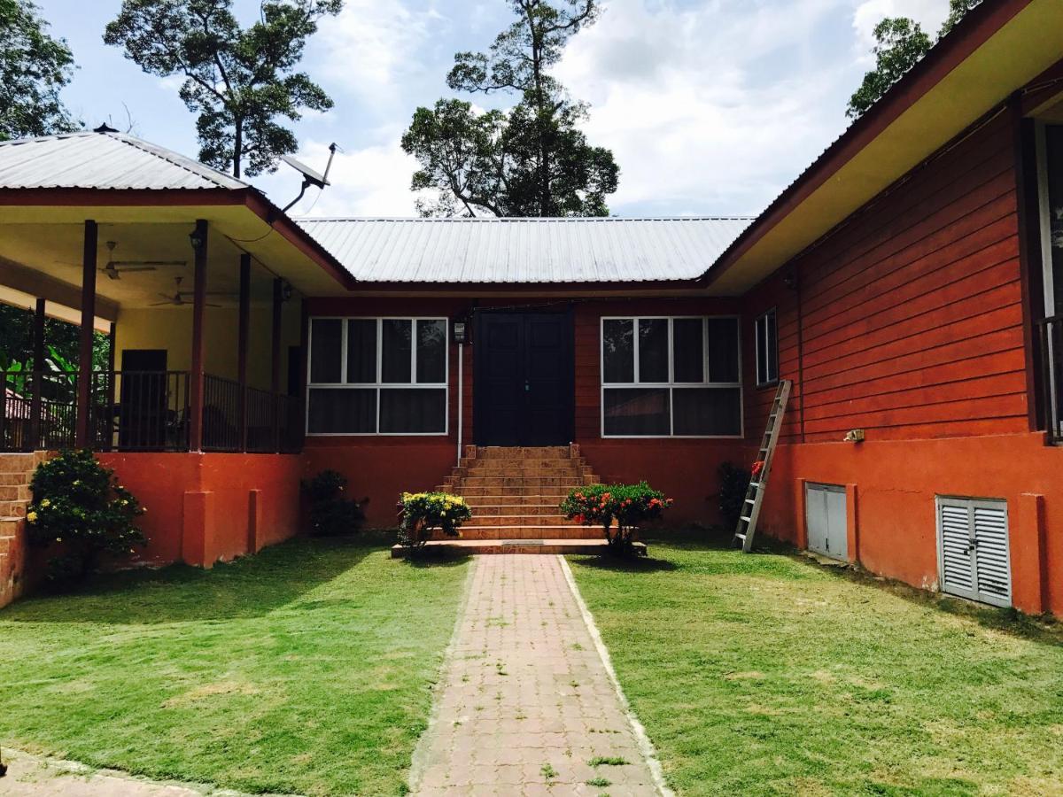 Desa Kaloi Farmhouse Villa Batang Kali Buitenkant foto